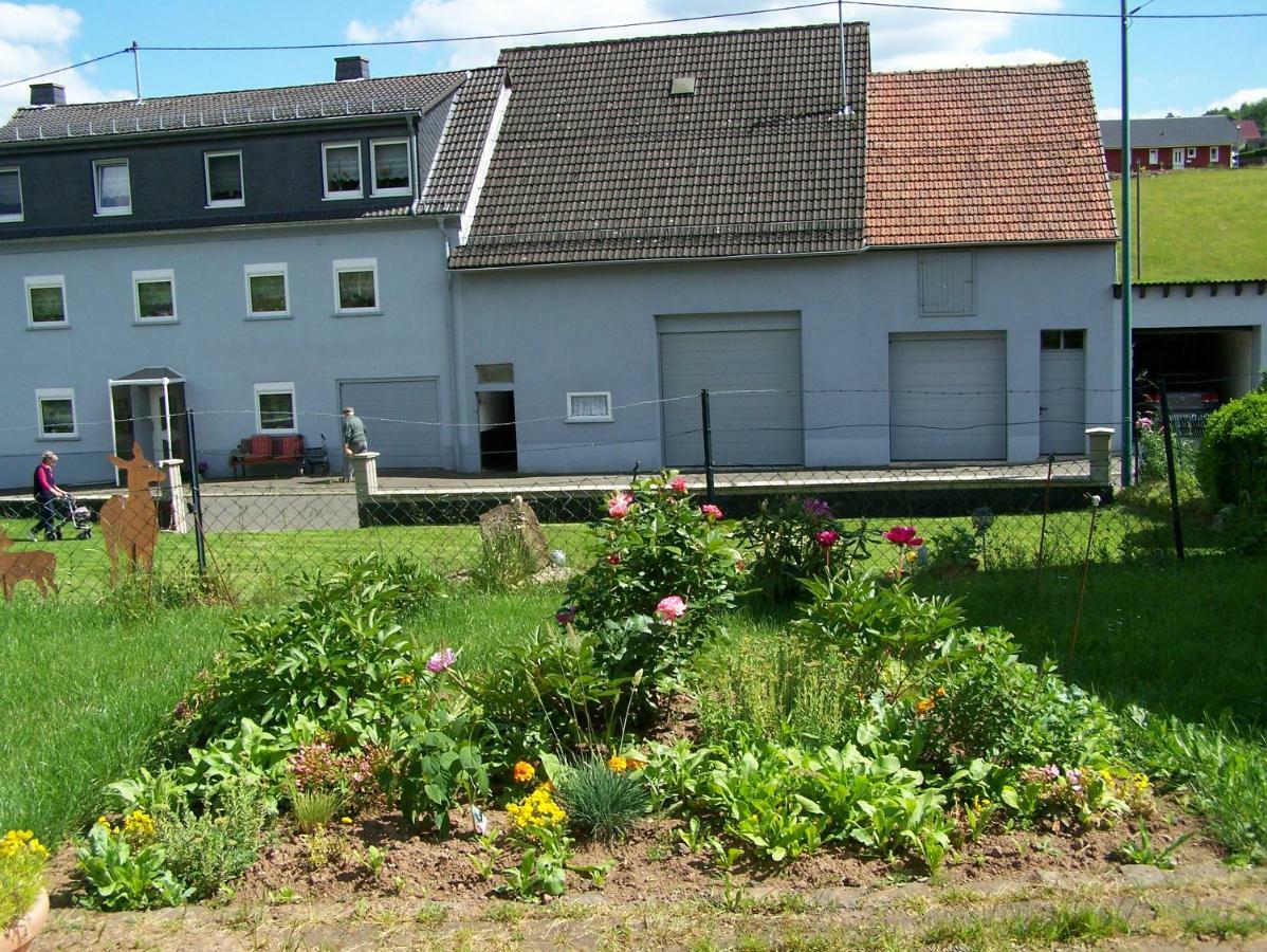 Katharina Ferienwohnung Am Eifelsteig Neroth Exterior photo