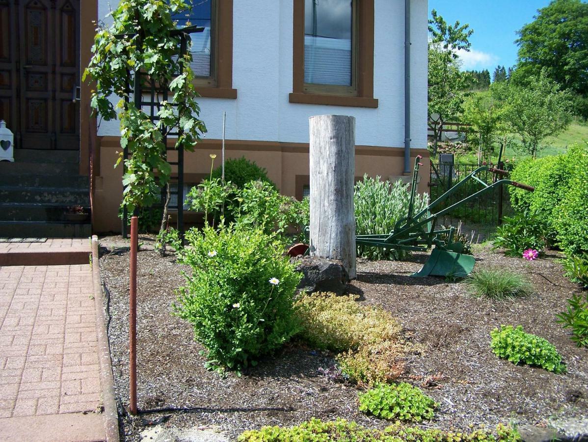 Katharina Ferienwohnung Am Eifelsteig Neroth Exterior photo